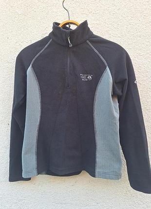 Женская флисовая кофта бренда mountain hardwear.