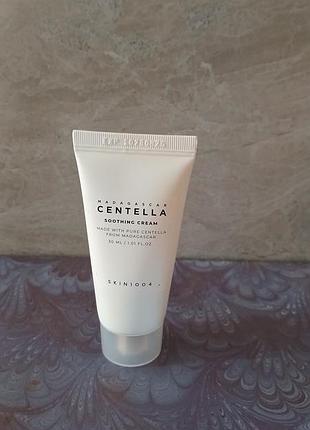 Заспокійливий крем для обличчя skin1004 madagascar centella soothing cream з центелою