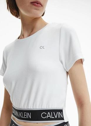 Топ calvin klein