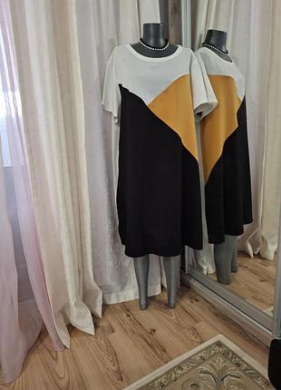 Симпатичное платье 👗