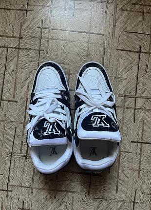 Кросівки louis vuitton trainer sneaker beige
