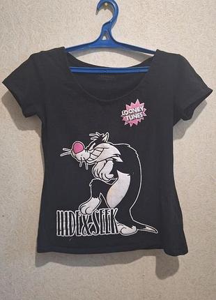 Жіноча чорна футболка looney tunes e.m.p. 100% бавовна