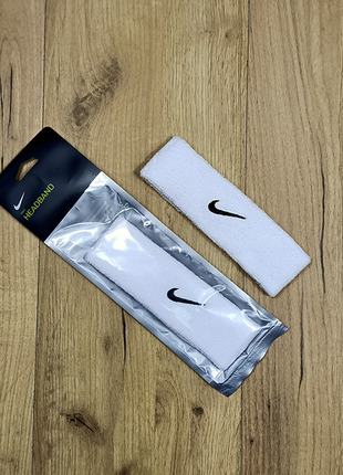 Пов'язка nike headband білий1 фото