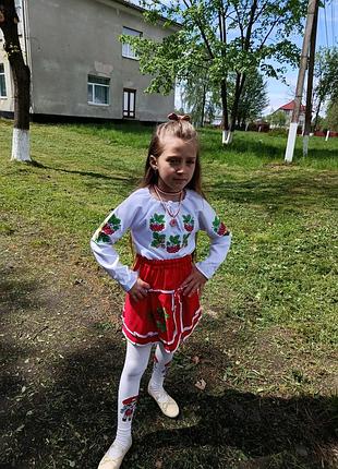 Детский вышитый костюм для девочки (вышиванка + юбочка с вышивкой)