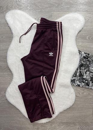Спортивні штани adidas