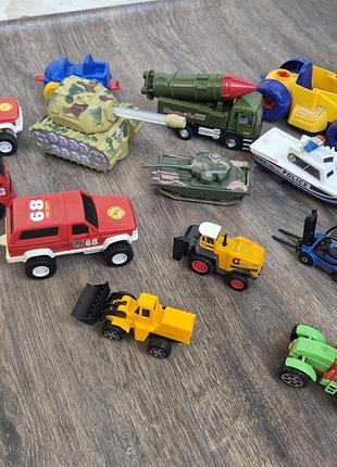 Іграшки для хлопчика 3