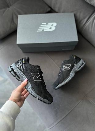 Черные кроссовки унисекс new balance 1906r cordura black purple х нью беланс 43