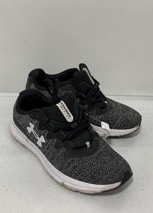 Кросівки under armour