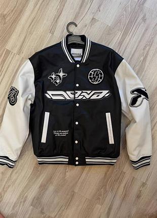 Чорно-білий бомбер bershka, vintage, streetwear, y2k, gorpcore, techwear, skater, varsity, oversized, archive, casual, urban, unisex, rare, retro