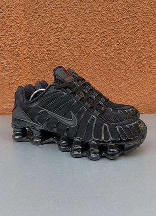 Оригінальні чоловічі кросівки nike shox tl 39-40 розмір 25 см чорного кольору