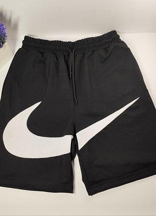 Чоловічі шорти nike