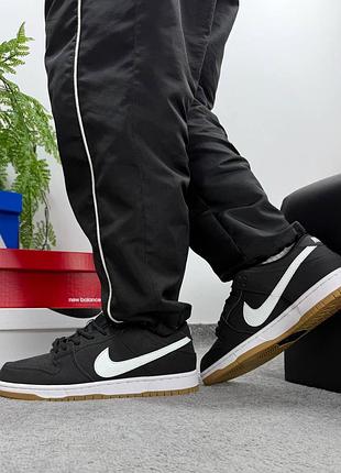 Nike sb dunk black white 6