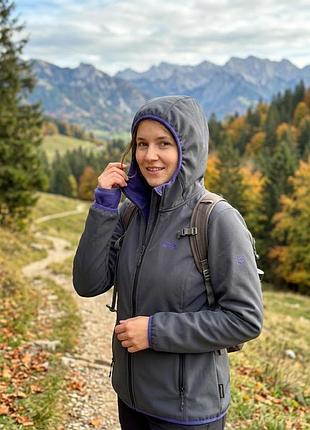 Jack wolfskin женская на флисе серая ветровка куртка софтшелл ветровка-софтшелл
