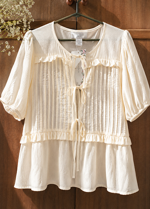 Нова блузка laura ashley
