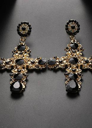 Серьги винтажные черные кресты барокко с черными камешками гвоздик