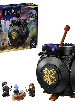 Конструктор lego harry potter tm котел: таємний клас зіллєваріння 652 деталі (76464)