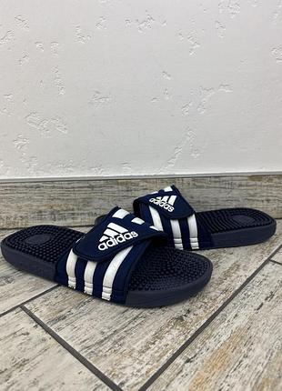 Adidas slide