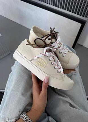 Washed denim light cream