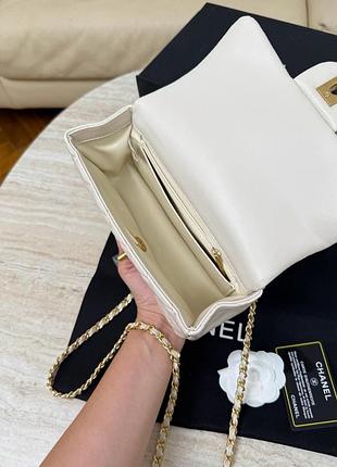 Сумка mini rectangular flap bag with top handle cream s02126 10