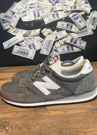 Кросівки new balance, чоловічі, мають сірий колір, розмір 45 , розмір устілки 29 сантиметрів.