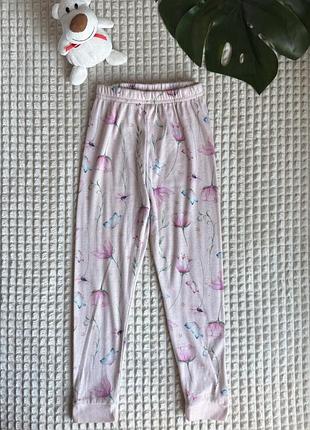 Штани на дівчинку