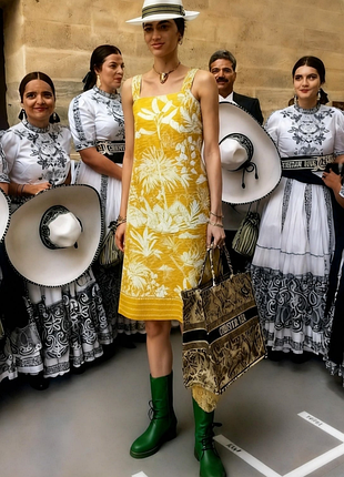 Заряды в лучшем виде: платье dior