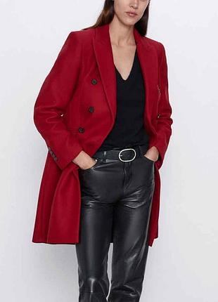 Zara manteco красное пальто двубортное шерсть бленд классическое