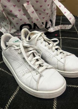 Кросівки кеди adidas оригінал білі з зеленим 42