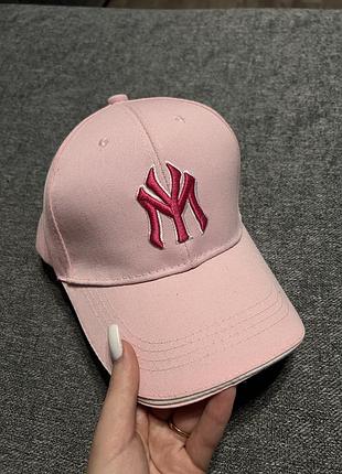 Кепка бейсболка ny рожева