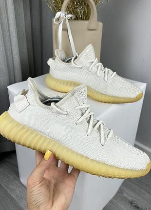 Оригінальні унісекс кросівки adidas yeezy boost 350 v2