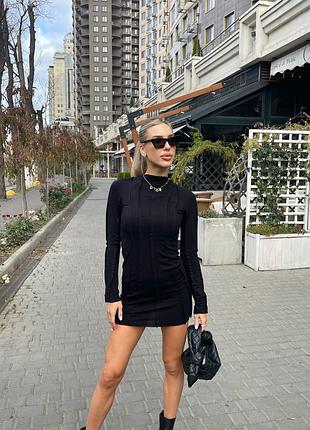 Черное платье мини
