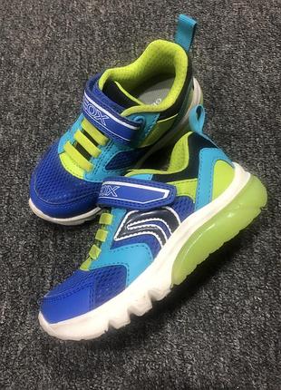 Кроссовки geox respira