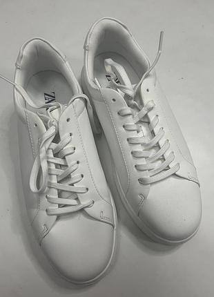 Чоловічі білі кеди / кросівки zara — розмір 41 (нові)