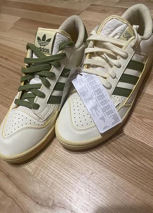 Стильні кросівки adidas x end. centennial low consortium cup 'present'