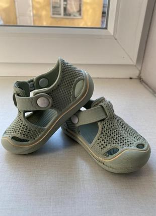 Шльопанці дитячі crocs зелені, розмір 20