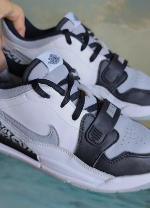 Кроссовки nike, 35 р, индонезия
