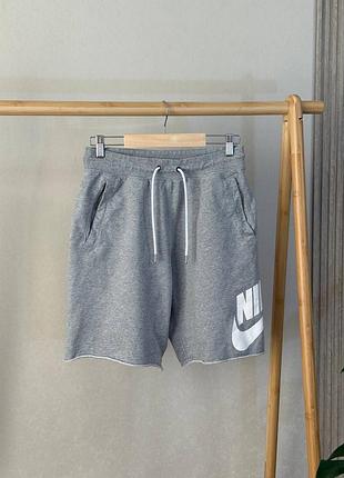 Шорти чоловічі nike   •розмір s