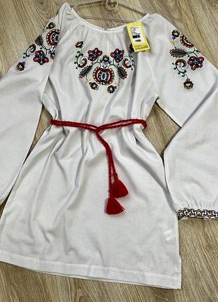 Туніка (вишиванка) з легкого льону.