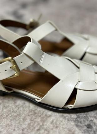 Сандалі  жіночі zara молочного коліру 38 р