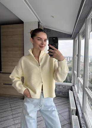 Кардиган на блискавці