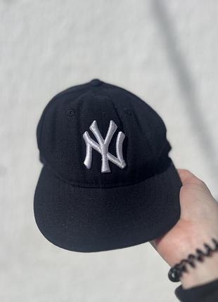 Чорна бейсболка new era 59fifty