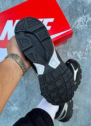 Nike intiator black/silver 2