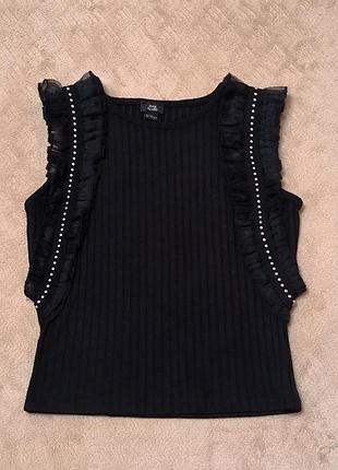 Детский черный топ в рубчик, с прозрачными оборками на плечах, от river island.