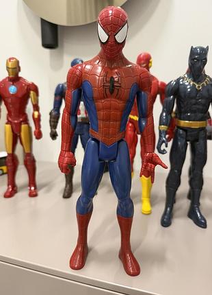 Оригінальна фігурка людина-павук spider-man hasbro titan hero 30 см fx port
