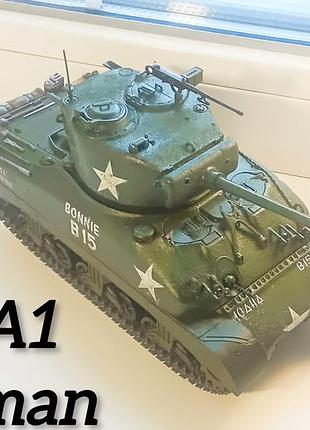 Моделі зібраних танків та вантажівки у маштабі 1/35 (ціни у описі)
