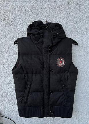 Пуховая шерстяная жилетка bogner