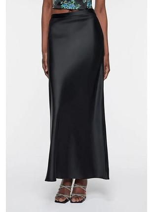 Спідниця міді атласн.р.36 -38  h&m