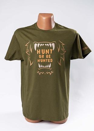 Футболка для мисливця hunt or be hunted acropolis офм-3 (хакі)