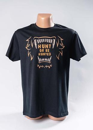 Футболка для мисливця hunt or be hunted acropolis офм-3 (чорна)