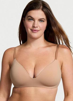 Бюстгальтер victoria's secret (25789895789) lightly lined wireless bra 70a бежевий